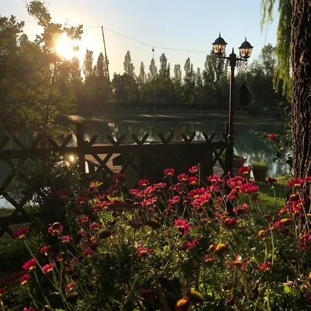 Laghetti Martina בקתה Crevalcore