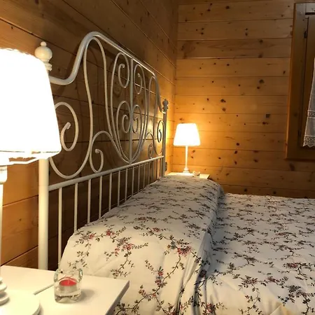 Laghetti Martina בקתה *