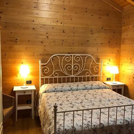 Laghetti Martina בקתה *