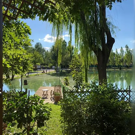 샬레 Laghetti Martina Crevalcore